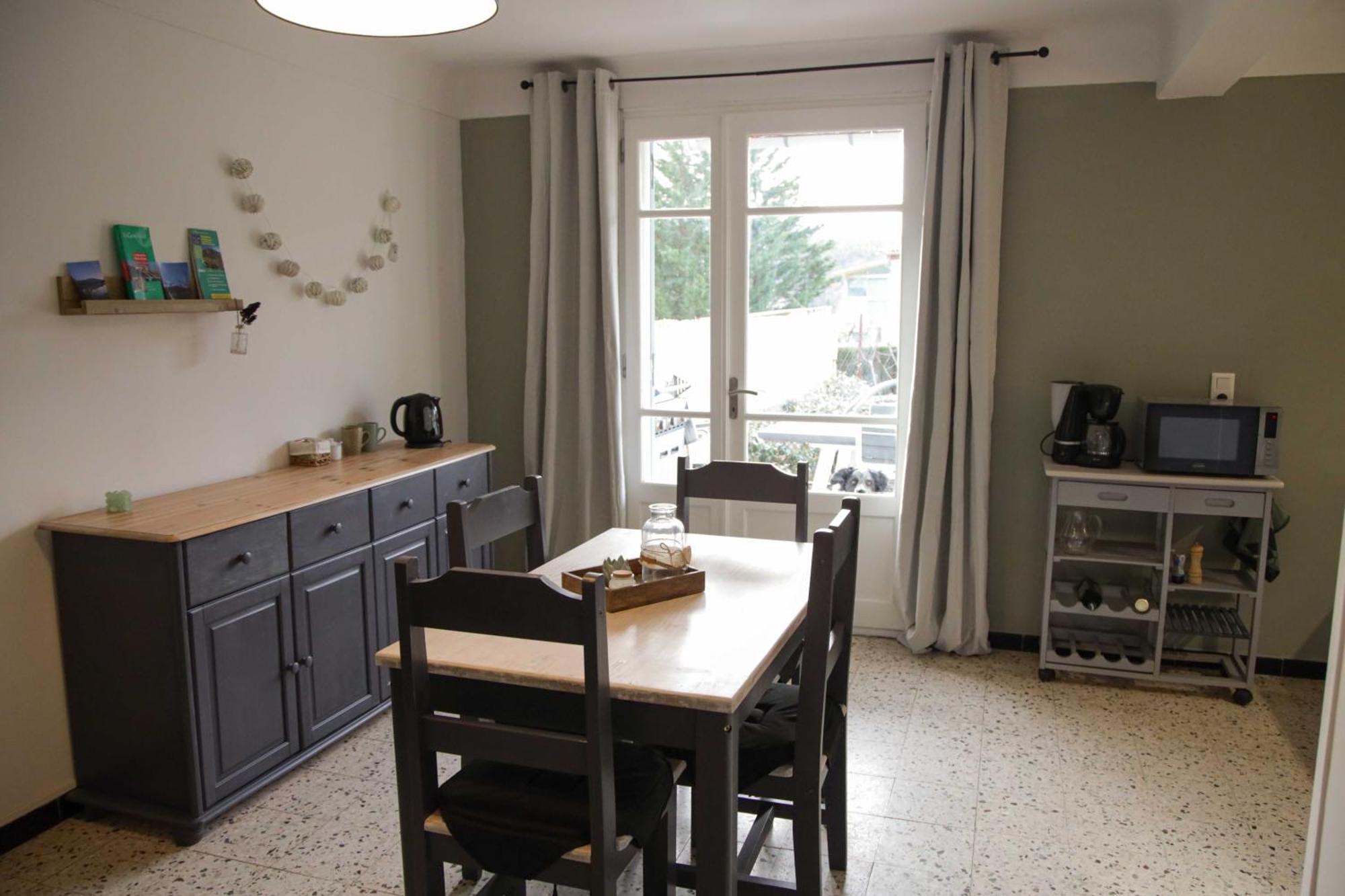 El Sola - Appartement Avec Acces Piscine Et Jardin Corneilla-de-Conflent Luaran gambar